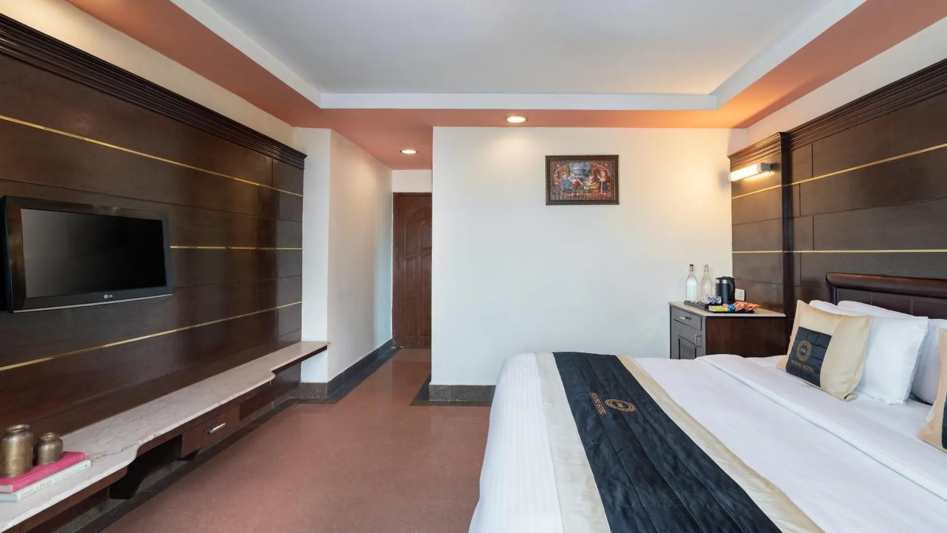 Foxoso Taj View Hotel Agra  4*, Agra (Uttar Pradesh)