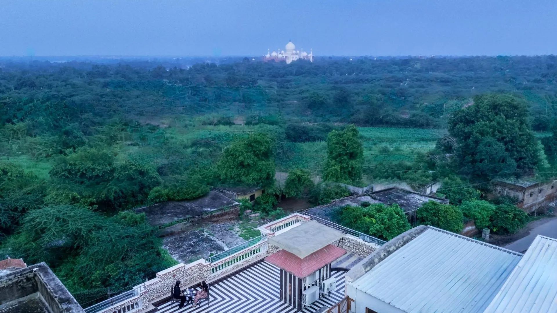 Foxoso Taj View Hotel Agra  India