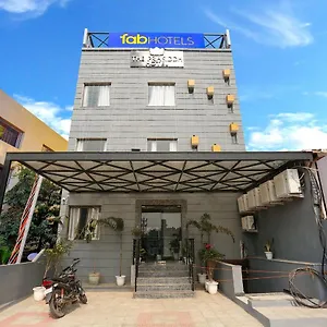 Fabhotel The Prasiddh Hotel