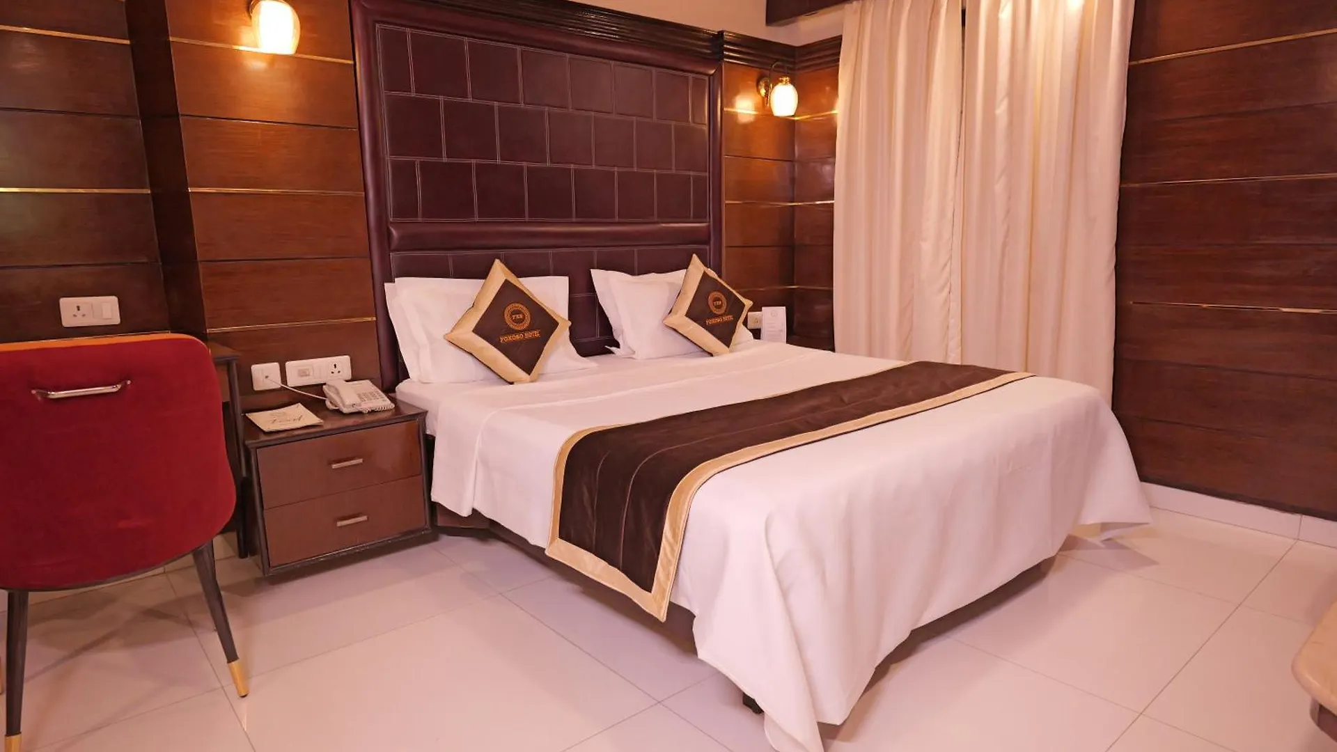 Foxoso Taj View Hotel Agra